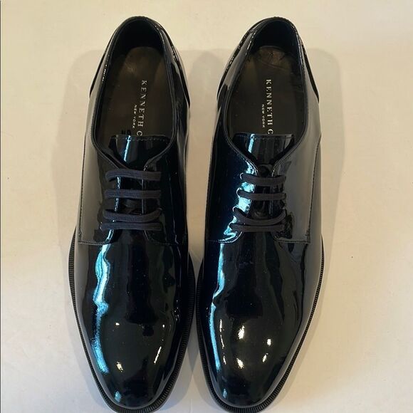 Kenneth Cole Black Patent Leather Oxfords - Picture 1 of 10